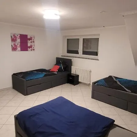 Moeblierte In *