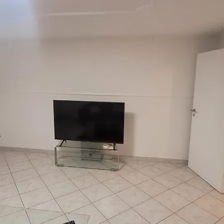 Moeblierte In