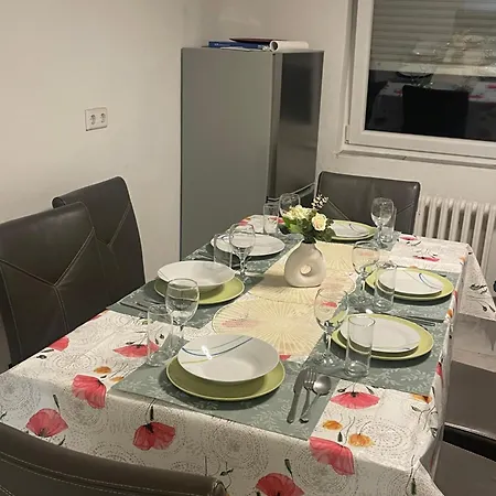 Appartement Moeblierte In